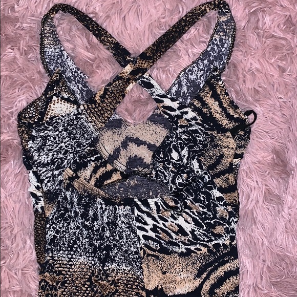 Venus dress - Picture 3 of 4